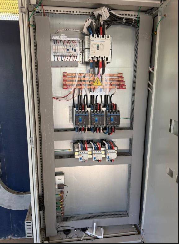 Tablero de protección y control de la planta fotovoltaica